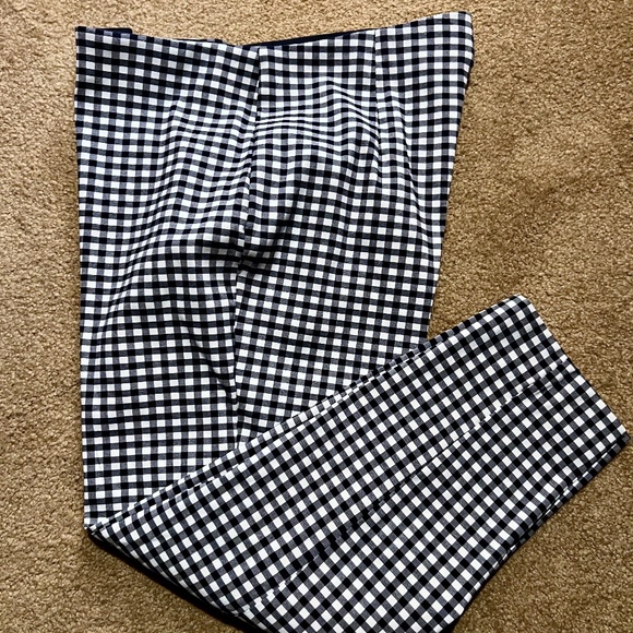 CHARTER CLUB NAVV & WHITE CHECK CAPRI - Picture 2 of 3